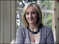 Quyển sách mới nhất của Rowling thu được hai triệu bảng cho quỹ từ thiện