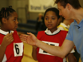 Roger encourages Princess and Sofiane