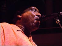 Taj Mahal (photo: Elly Roberts)
