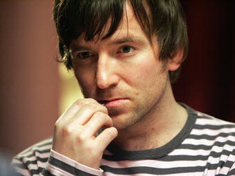 Dean Lennox Kelly as Dex