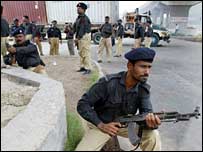 Pakistan askerleri 