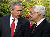 George W Bush e Mahmoud Abbas (Foto: AP)