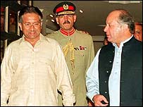 نواز، مشرف