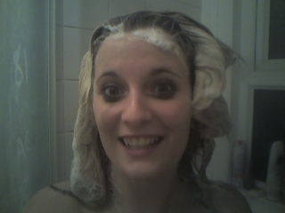 A lady fresh from the bath! Madam please!
