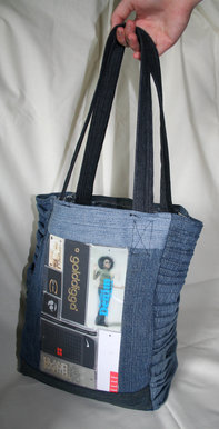 Trapped Shopper Bag