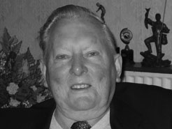 Iain M MacLeòid