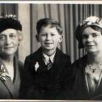 Roy aged 7 years old with his mother, Flo on the right, his Great Aunt Flo, (his mother's aunt, she was also my great aunt)on the left of the picture.  This was taken three years before he was killed.