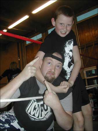 American wrestler Wolverley CE School pupil