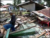 Área atingida por terremoto em Padang, na Indonésia