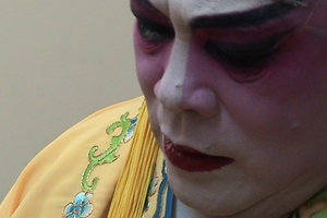 Michael thinks more Chinese people should rediscover 
their cultural identity.