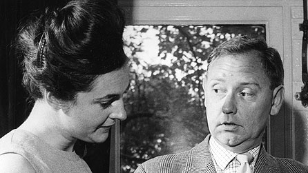 Phil Archer (Norman Painting) and Jill Archer (Patricia Greene) from The Archers