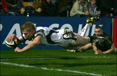 Bristol Rugby score a try against Worcester Warriors December 2008