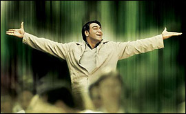Ajay Devgan in Main Aisa Hi Hoon
