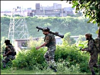 जम्मू में घुसपैठियों से संघर्ष