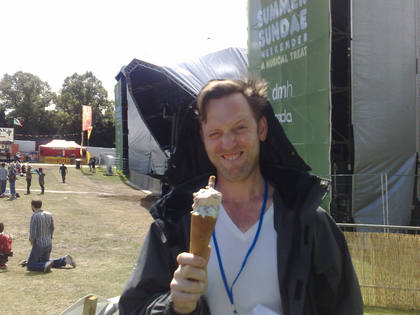 Super posh Rufus with ice cream