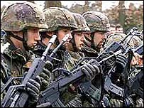 NATO askerleri