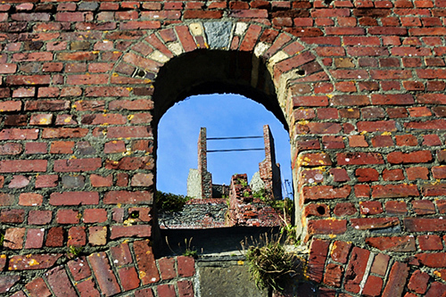 Composition: focus alt text