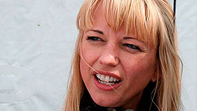 Sara Cox