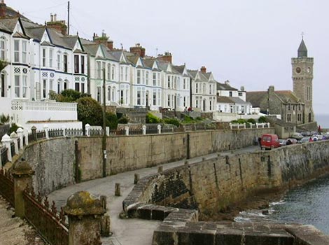 Houses overlooking Porthleven harbour