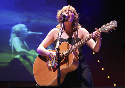 Martha Wainwright onstage at Summer Sundae