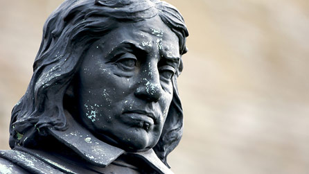 Oliver Cromwell statue