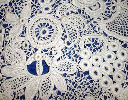 Loose Thread Quilters  - Changes in the Wind