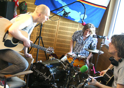 Crank up your tank with Razorlight