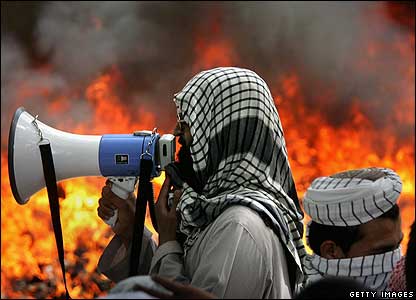 Red Mosque militants