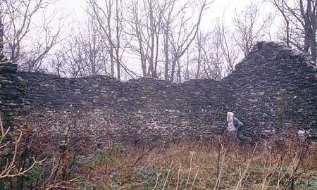 magazine ruin 