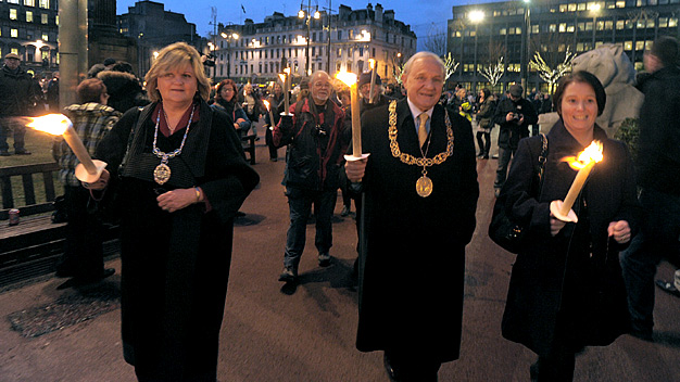 Celtic Connections Torchlight Parade. Photo by Louis Decarlo.
