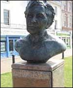 The Agatha Christie bust in Torquay