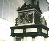 Image of the black marble tomb of Edward, second Baron North of Kirtling Castle