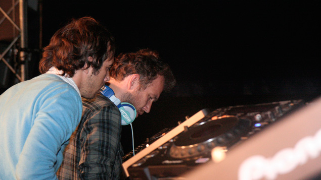 Noisia do the Essential Mix