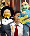 Bonecos com máscaras