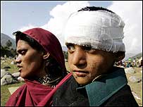 Survivors of earthquake - Photo - AFP/Getty Images