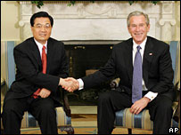 Hai nhà lãnh đạo Hồ Cẩm Đào và George W Bush