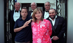 The 25th anniversary recording of The News Quiz in 2002 (L-R) Alan Coren, Jeremy Hardy, Francis Wheen, Linda Smith, Simon Hoggart and Andy Hamilton