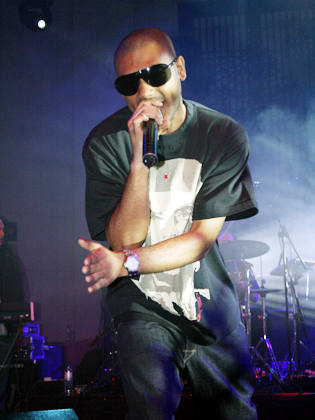 Kano live at the BBC