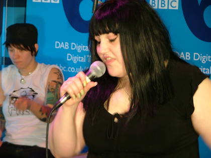 Beth and Hannah of Gossip