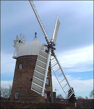 Heage windmill with four sails