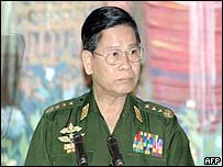 Thủ tướng Miến Điện, tướng Khin Nyunt vừa tiếp Bộ trưởng Nguyễn Di Niên ở Rangoon