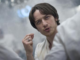Joe Macbeth  (James McAvoy)