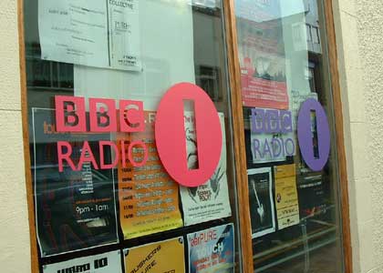 Monday night with Huw Stephens