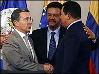 Uribe e Chávez na República Dominicana