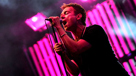 Blur perform at Glastonbury 2009