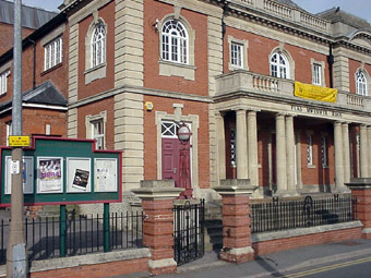 Y Stiwt