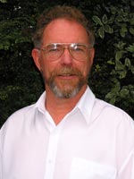 Dr Richard N Holdaway