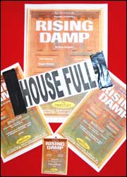 House Full signs