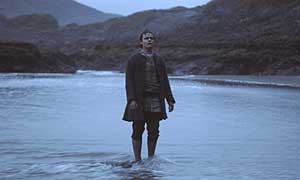Davie Balfour (James Anthony Pearson) is stranded on a Highlands beach