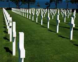 The American graveyard behind Omaha beach